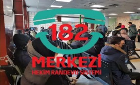 MHRS şikayetleri patladı! Doktor randevusu almak deveye hendek atlatmaktan da zor