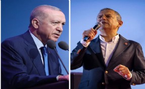 Mitingte Özel’den çok konuşulan ‘Erdoğan’ videosu: Çelişkili ifadelerini izletti!