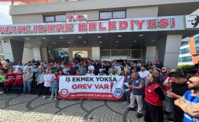 Narlıdere Belediyesi işçileri, grev başlattı