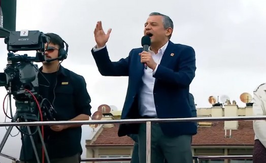 Özgür Özel: Ekrem Başkan'dan isteyeceğim tek bir şey var