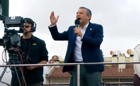 Özgür Özel: Ekrem Başkan'dan isteyeceğim tek bir şey var