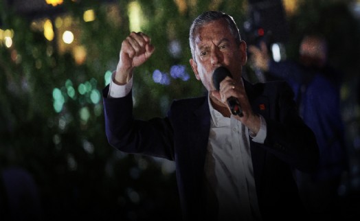 Özgür Özel operasyondan sonra miting kararını verdi