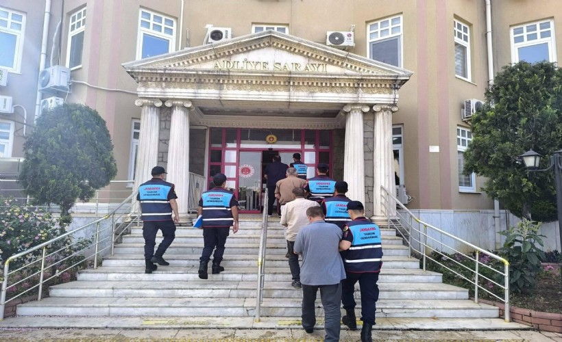 SİT alanında kaçak tarihi eser kazısına 4 tutuklama