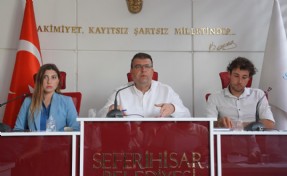 Seferihisar Belediye Meclisi’nden Özgür Özel’e yapılan saldırıya kınama