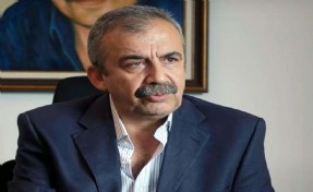 Sırrı Süreyya Önder, rol aldığı filmi izleyemedi