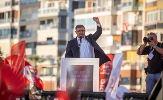 Tugay Gündoğdu’da yurttaşlara seslendi: Bu millet esareti kabul etmez!