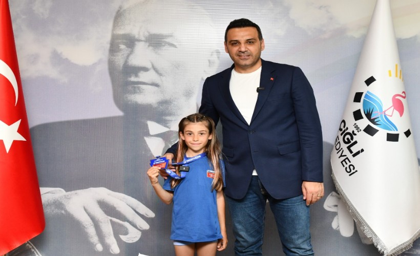 Türkiye'nin en hızlısı Çiğlili Güneş Pürmüs
