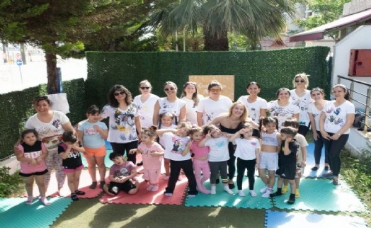 Yuvamız İzmir’de anneleri mutlu eden etkinlikler