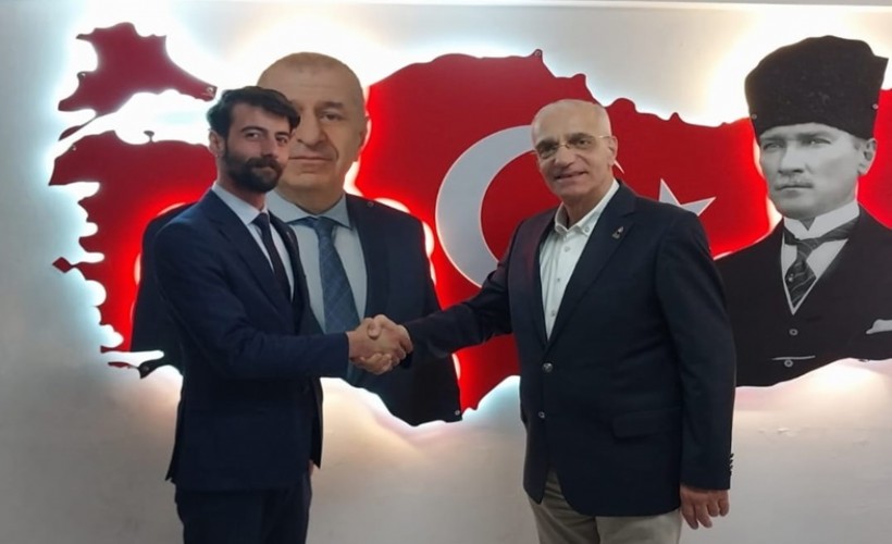 Zafer Partisi Karşıyaka'da görev değişimi