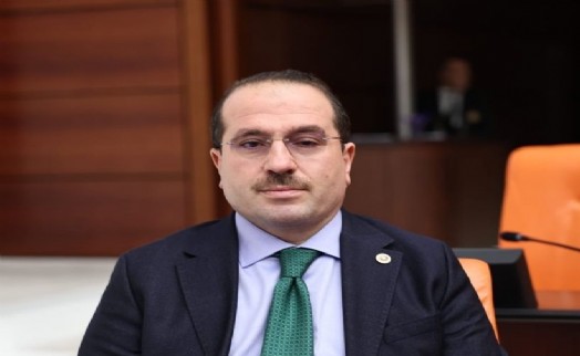 AK Partili Kırkpınar’dan Tugay’a 'sorumsuz' çıkışı: 'Topu kendinden önceki belediye başkanına atmak..'