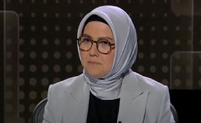 AK Partli Ayşe Böhürler, vekil seçimini parti değişikliği zannetti: Hakan Bey'e hoş geldiniz diyorum