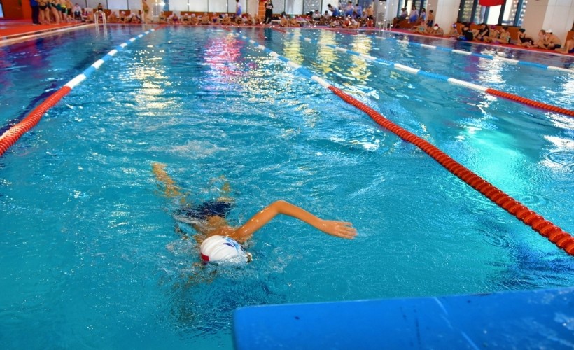 Aliağa'dan çocuklar için atak: Yüzme kursları başlıyor