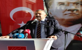 Aslanoğlu, grevdeki işçilere seslendi: 'İzmirlileri üzen eylemleri sonlandıralım'