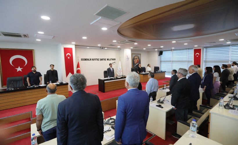 Bayraklı Meclisi’de günden yine kentsel dönüşüm