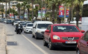 Bodrum'da bayram tatili dönüşü yoğun trafik