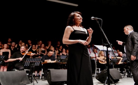 Bornova'da 'Yaza Merhaba' konseri