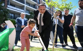 Bornova’dan Yeşil Dönüşüm hamlesi: Parklarda su tasarrufu başlıyor