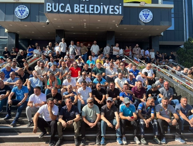 Buca Belediyesi işçileri eylemde: 'Hakkımızı alana dek devam edeceğiz'