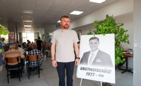 Buca Belediyesi'nden Ferdi Zeyrek hayrı