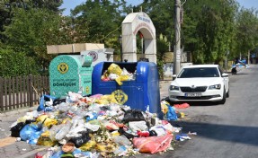 Buca'da grev krizi 4. gününde! Biriken çöpler sokaklarda kokuyor