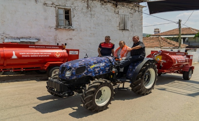 Büyükşehir yangınlarla mücadelesini güçlendiriyor: 17 ilçede 85 muhtara su tankeri