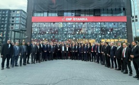 CHP'nin 81 il başkanından Özel’e destek, Kılıçdaroğlu’ndan sağduyu beklentisi: Seçilmeden gelemez