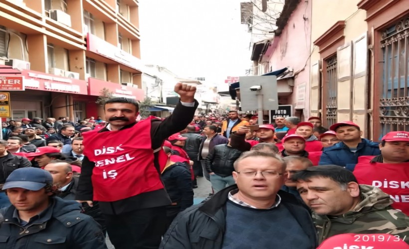 CHP’li Akar’dan işten çıkarılan işçilere destek