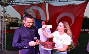 Çiğli, müziğe ve dansa doydu