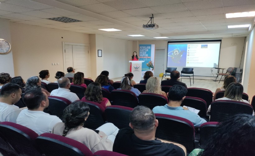 Çiğli’de 'Atıkları Kaptık, Resif Yaptık' semineri gerçekleşti