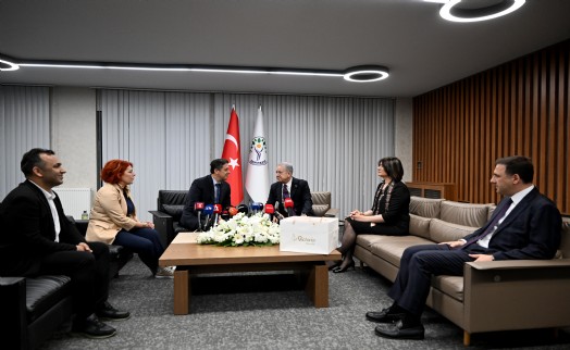 DEM Parti ve MHP arasında 'Demli çay' sohbeti! 'İçmiyorum desem...'