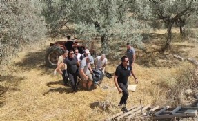 Devrilen traktörün altında acı son...