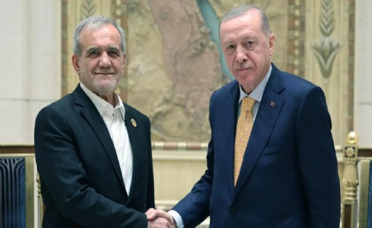 Erdoğan'dan kritik temas: İran Cumhurbaşkanı ile görüştü