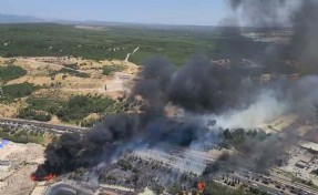 Gaziemir'deki orman yangını ile evine benzin döken şüphelinin çıkardığı yangın birleşmiş