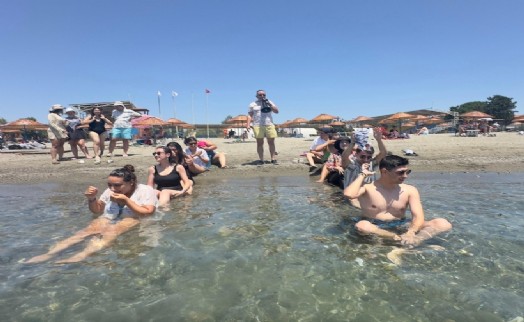 Gençlerle eğlence bu yaz da su gibi akacak
