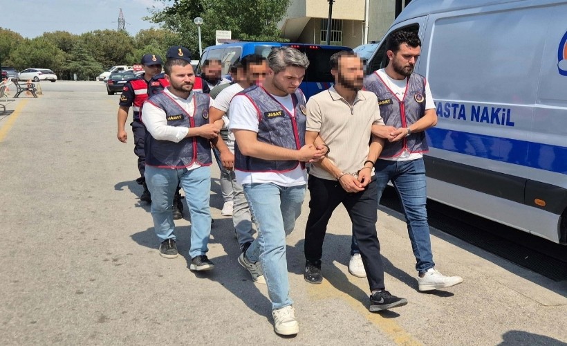 Hırsızlıkları ortaya çıkmasın diye not bıraktılar, yine de yakalandılar