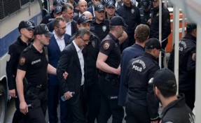 İBB operasyonları AK Parti'yi paramparça etti: Kimse bu skandalın arkasında durmuyor!