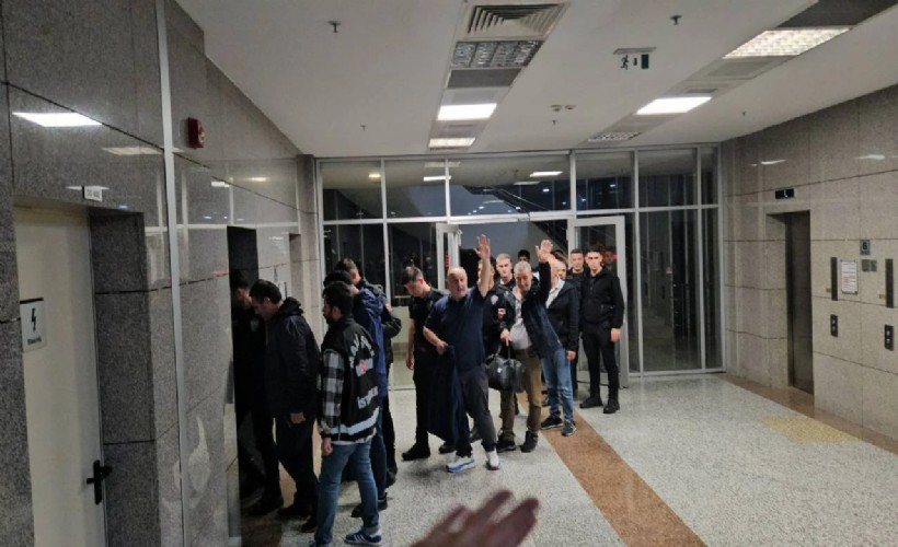 İBB'ye 5. dalga operasyonda 1 kişi tutuklandı 1 kişi serbest bırakıldı