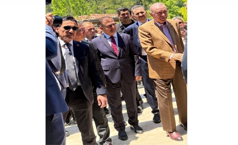 İYİ Parti'li Çömez'den Erdoğan'ın ayakkabı fiyatına tepki