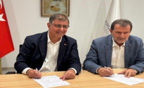 İZDENİZ’de imzalar atıldı