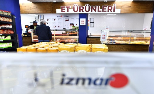 İZMAR dar gelirliye nefes oldu: Halktan büyük ilgi gördü