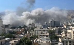 İran'da sokaklar toz ve duman altında: İsrail'de füze alarmı verildi