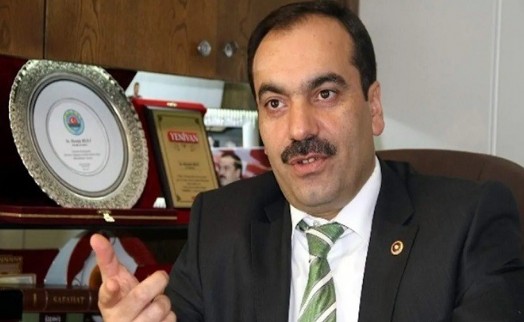 İzmir Milletvekili Bilici’den mali müşavirlere ‘yeşil pasaport’ çıkışı