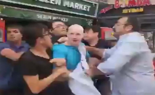 İzmir'de ABD askerlerinin başına çuval geçirmişlerdi: 14 kişi beraat etti!
