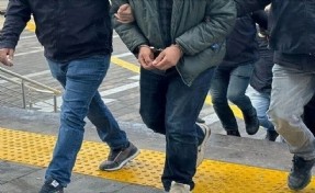 İzmir'de 'Sevenler' suç örgütüne baskın: Elebaşı dahil 9 örgüt üyesi yakalandı