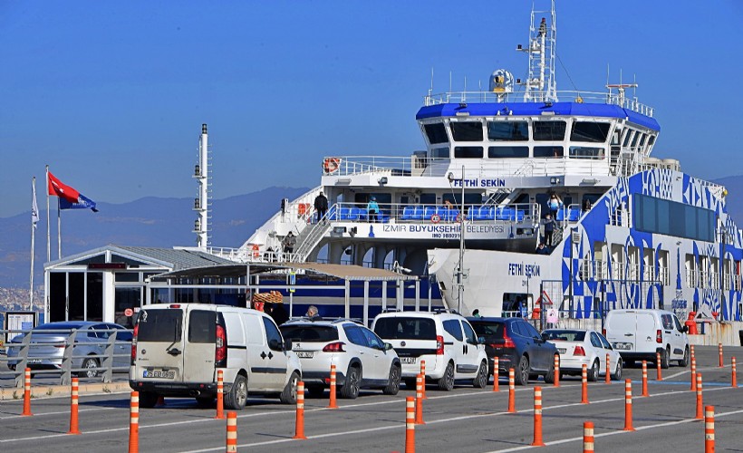 İzmir'de feribota yine zam geldi!