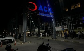 İzmir'de motosiklet ile kamyon çarpıştı; 2 yaralı