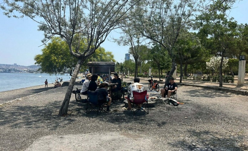 İzmir'deki piknik alanlarında 'bayram' yoğunluğu
