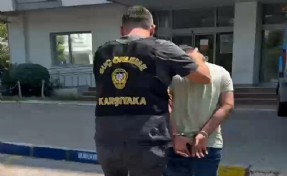 İzmir'de uyuşturucuya 2 tutuklama