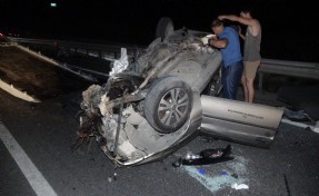 İzmir'i kahreden kaza: Anne ve baba öldü, bebekleri ağır yaralı