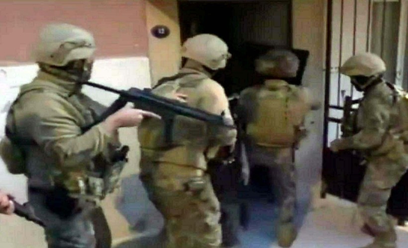 İzmir merkezli 6 ilde FETÖ operasyonu: 40 gözaltı